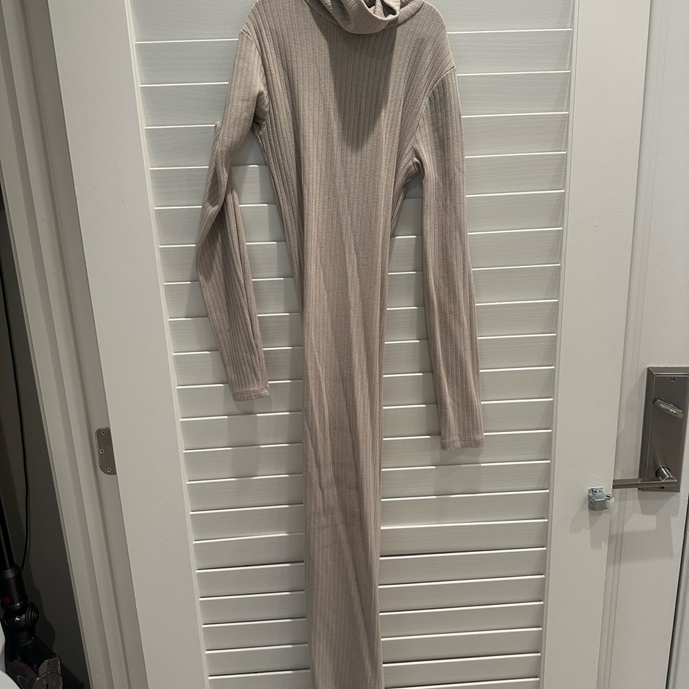 Bershka Tan Turtleneck Long Sleeve Bodycon Dress